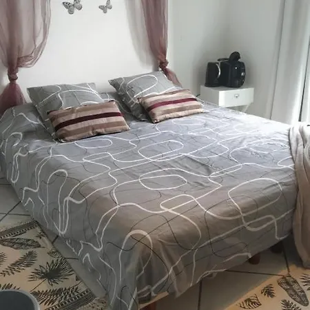 Agnes Quarto em Acomodações Particulares *