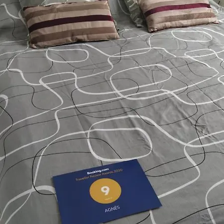 Agnes Homestay Limoux