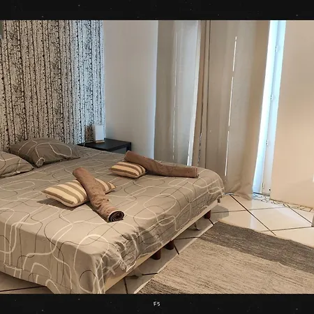 Agnes Séjour chez l'habitant *